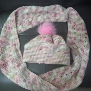 Infinity scarf and hat set